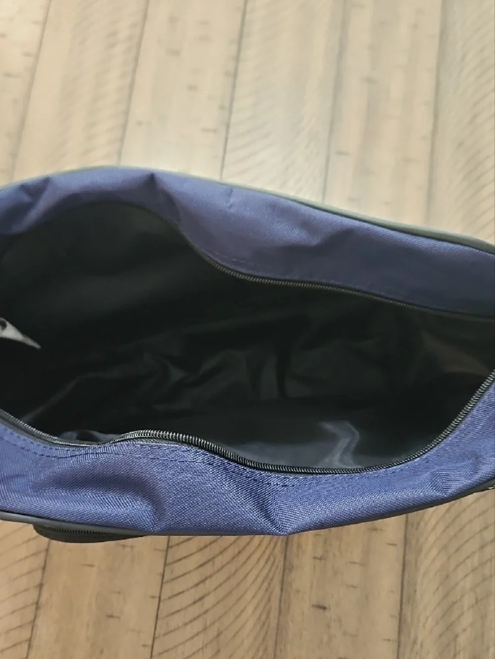 American Tourister Blue and Gray Men's Shoulder Messenger Bag